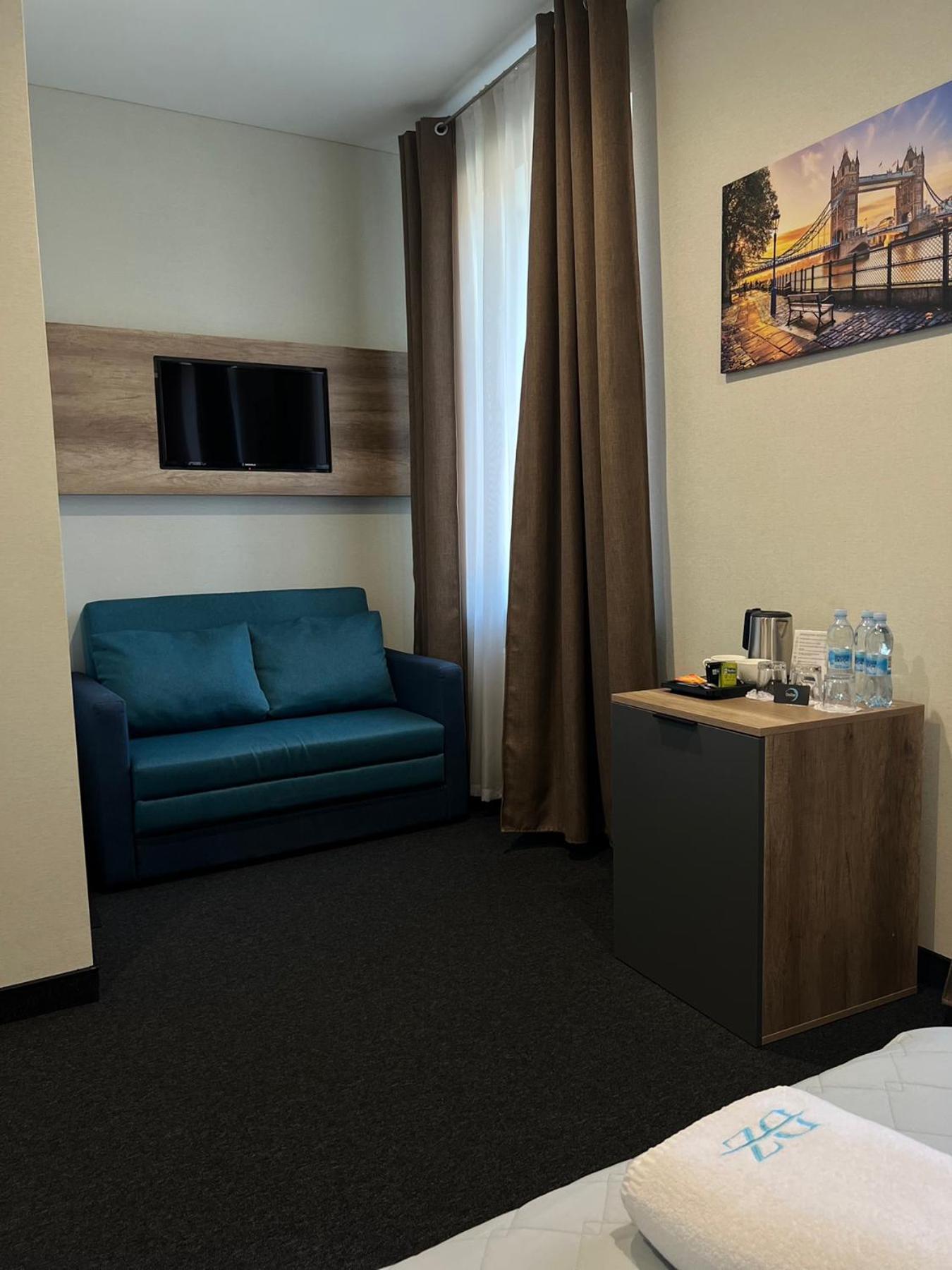 Hotel Dozari Korostyshiv Dış mekan fotoğraf
