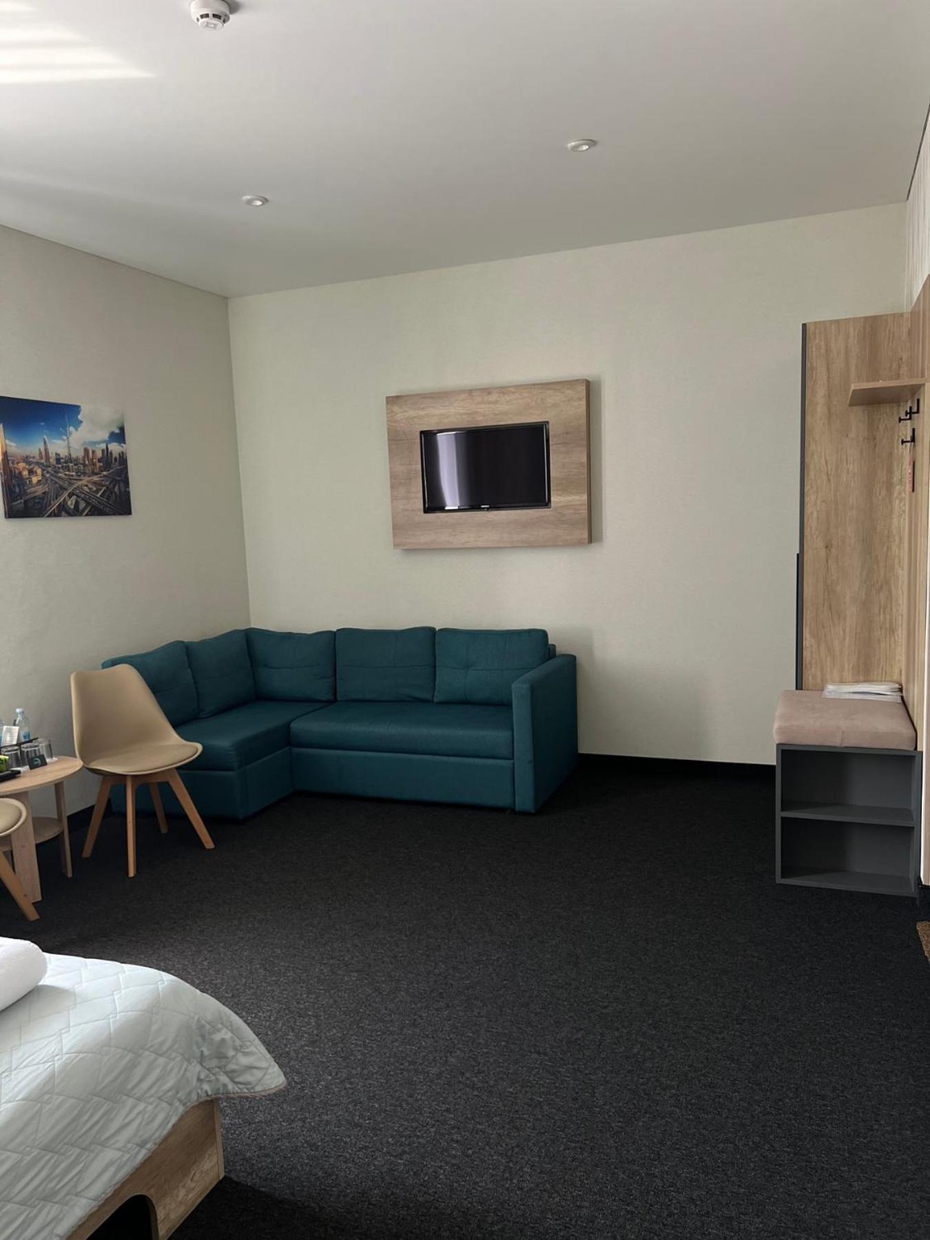 Hotel Dozari Korostyshiv Dış mekan fotoğraf