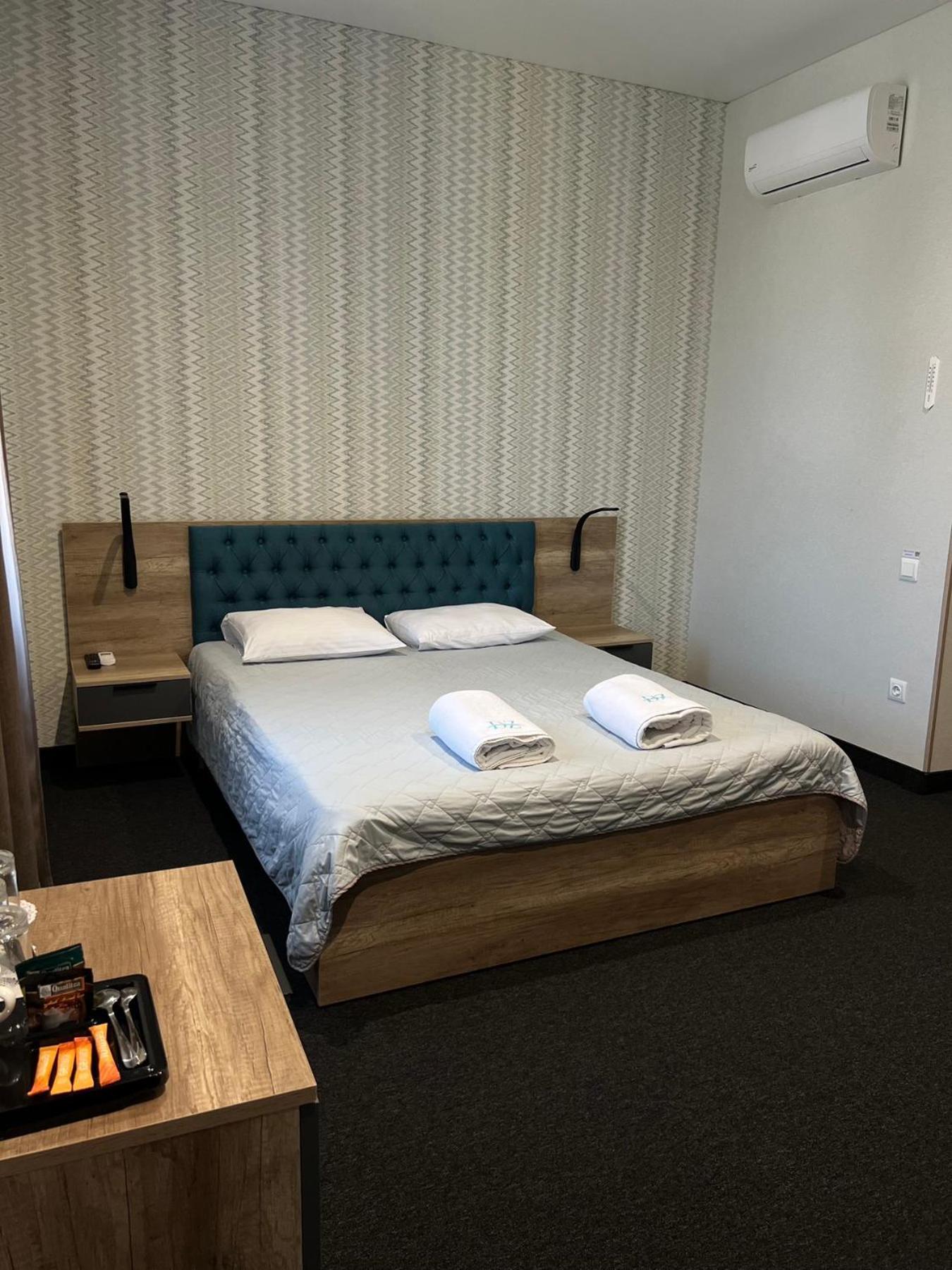 Hotel Dozari Korostyshiv Dış mekan fotoğraf