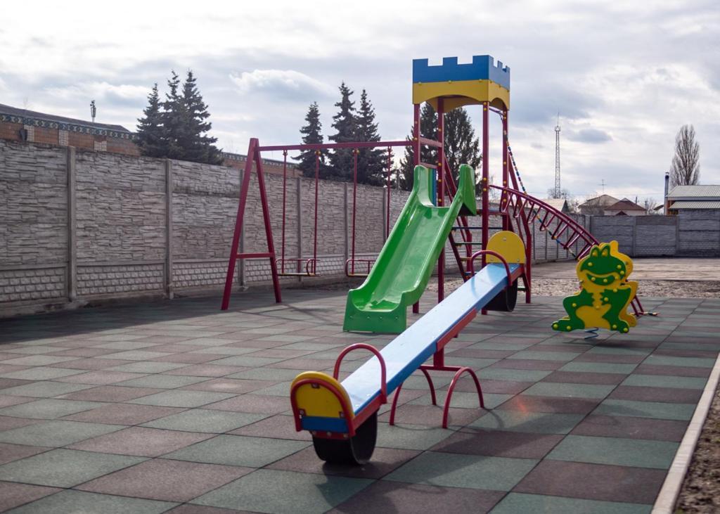 Hotel Dozari Korostyshiv Dış mekan fotoğraf